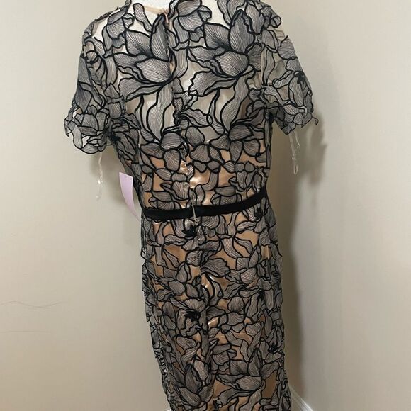 JS Collections Souctach Lace Midi
Dress Size 14 NWT - Picture 8 of 10